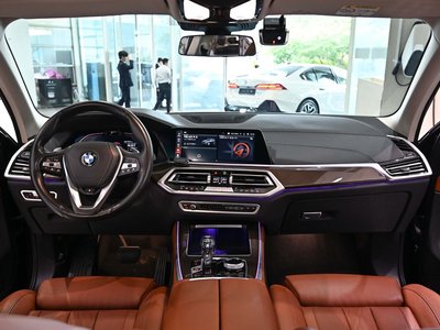صورة 8 لـ 2022 BMW X5