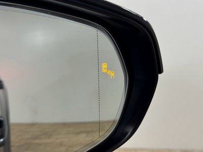 صورة مصغرة 40 لـ 2023 Lexus RX