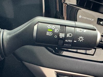 صورة مصغرة 31 لـ 2023 Lexus RX