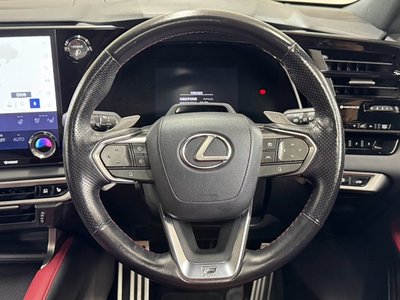 صورة مصغرة 29 لـ 2023 Lexus RX