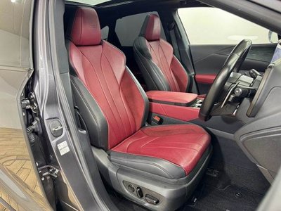 صورة 5 لـ 2023 Lexus RX