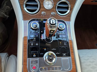 2026 Bentley CONTINENTAL 照片 9