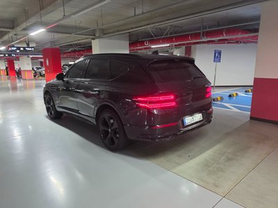 GENESIS GV80 - 3