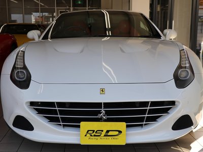 FERRARI CALIFORNIA T - 2
