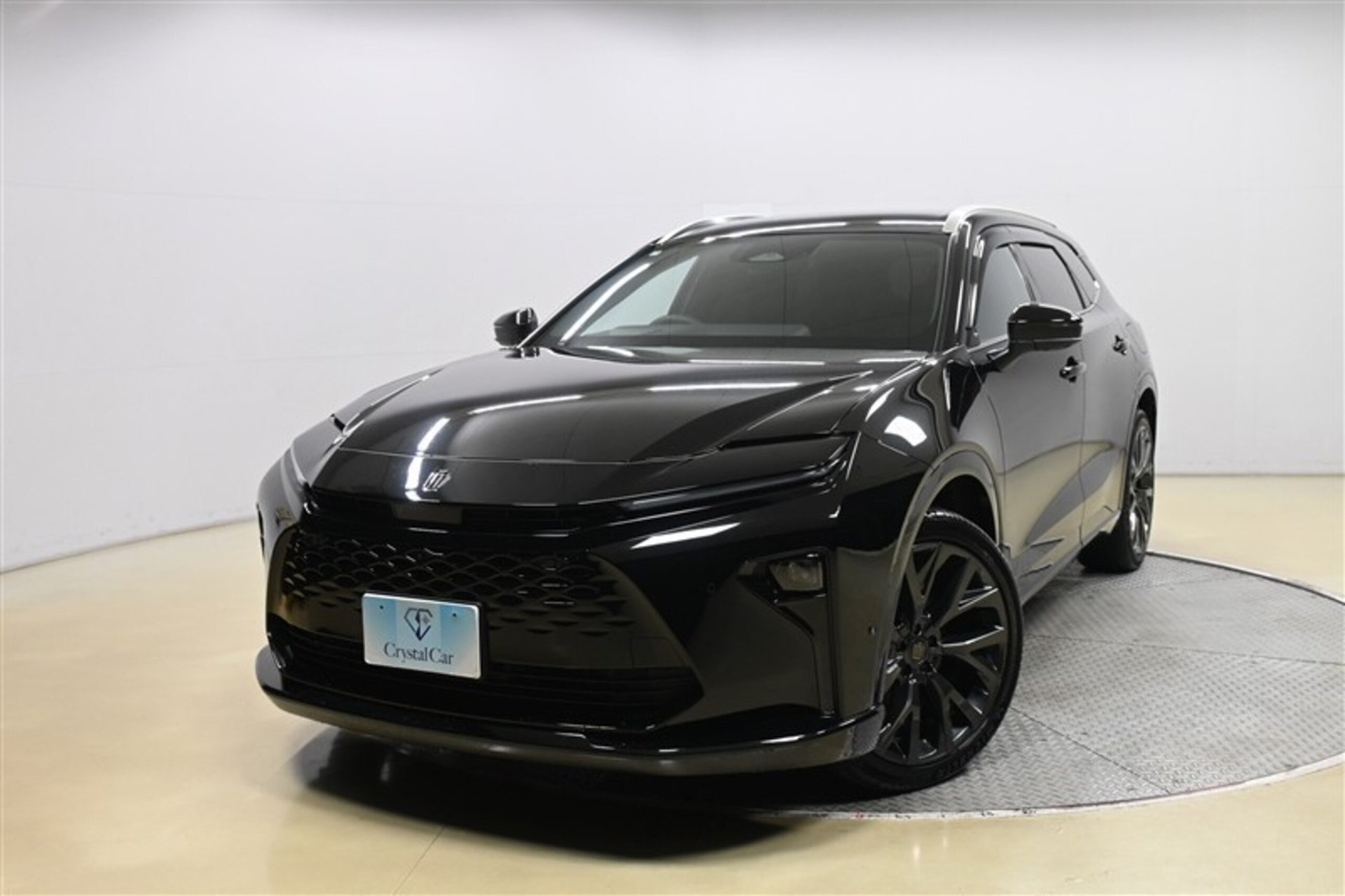 TOYOTA CROWN ESTATE - View 1