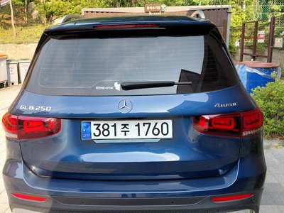 MERCEDES-BENZ GLB - 7
