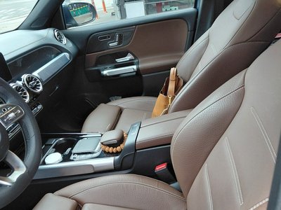 MERCEDES-BENZ GLB - 9