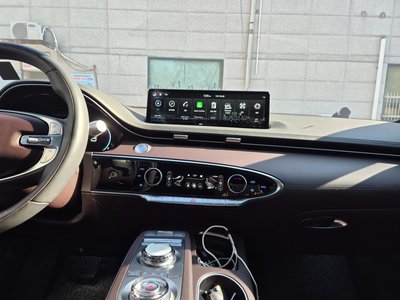 صورة مصغرة 12 لـ 2023 Genesis GV70