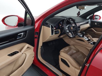 PORSCHE CAYENNE - 10