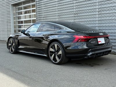 AUDI E-TRON GT QUATTRO - 7