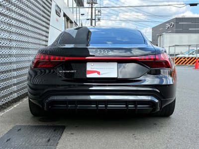 AUDI E-TRON GT QUATTRO - 6