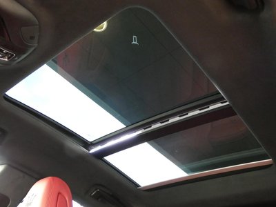 MASERATI LEVANTE - 7