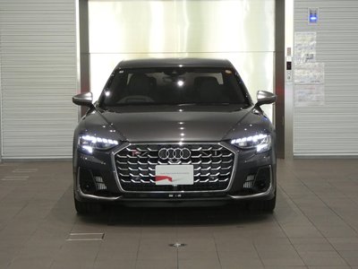 صورة 9 لـ 2025 AUDI S8