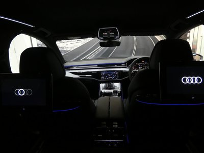 صورة مصغرة 95 لـ 2025 AUDI S8