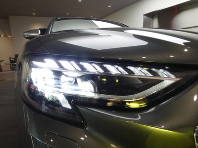 صورة مصغرة 101 لـ 2025 AUDI S8