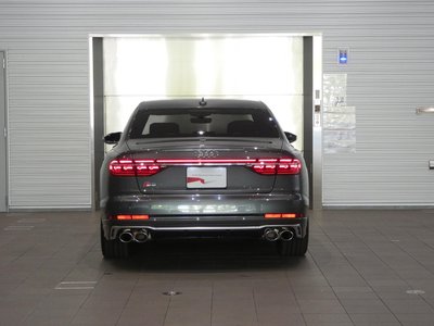صورة 5 لـ 2025 AUDI S8