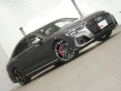 صورة مصغرة 127 لـ 2025 AUDI S8