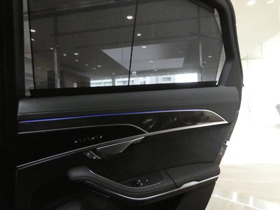 صورة مصغرة 84 لـ 2025 AUDI S8