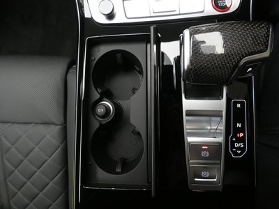صورة مصغرة 56 لـ 2025 AUDI S8