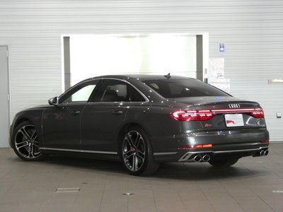 صورة 4 لـ 2025 AUDI S8