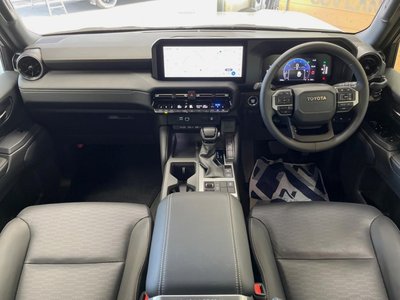صورة 2 لـ 2024 Toyota LAND CRUISER 250