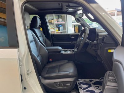 صورة 7 لـ 2024 Toyota LAND CRUISER 250