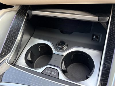 صورة 3 لـ 2026 BMW X6
