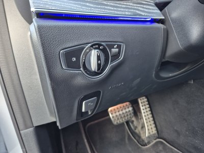 MERCEDES-BENZ E-CLASS - 8