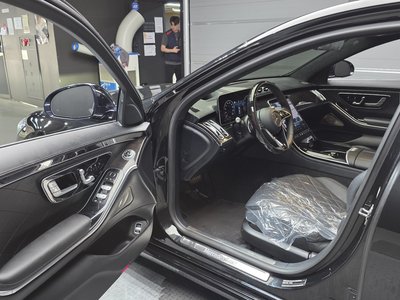 2021 Mercedes-BENZ S-CLASS photo 10