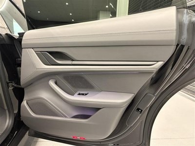 صورة مصغرة 23 لـ 2021 Porsche TAYCAN