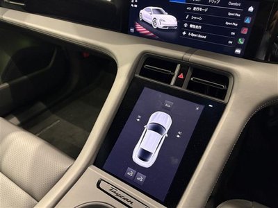 صورة مصغرة 18 لـ 2021 Porsche TAYCAN