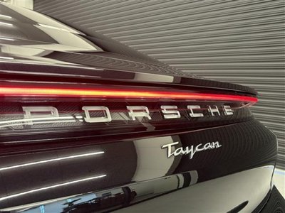 2021 Porsche TAYCAN — фото 10