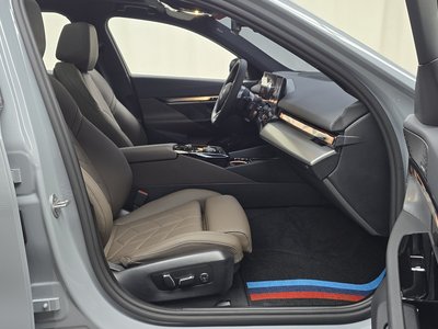 صورة مصغرة 16 لـ 2025 BMW 5 SERIES