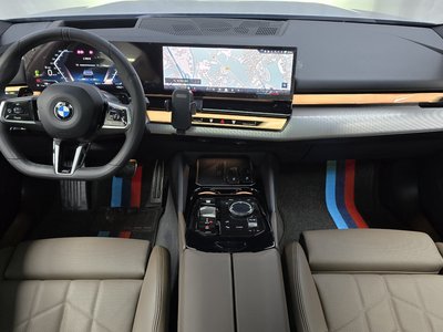 صورة 5 لـ 2025 BMW 5 SERIES