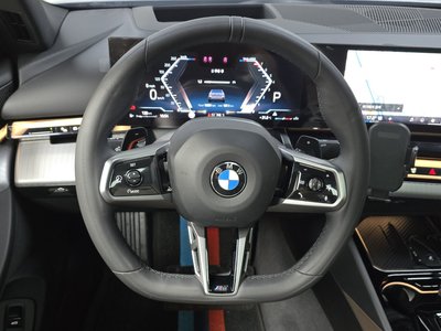 صورة مصغرة 18 لـ 2025 BMW 5 SERIES