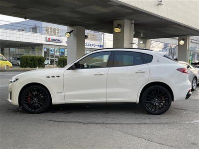MASERATI LEVANTE - 5