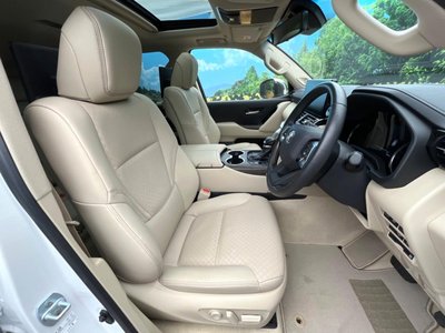 TOYOTA LAND CRUISER 300 - 8