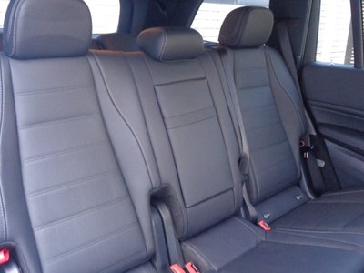 2025 Mercedes-BENZ GLS — миниатюра 29