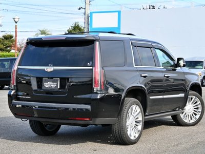 CADILLAC ESCALADE - 7