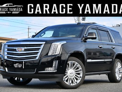 CADILLAC ESCALADE - 1