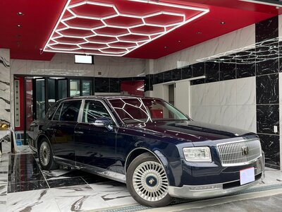 TOYOTA CENTURY - 6