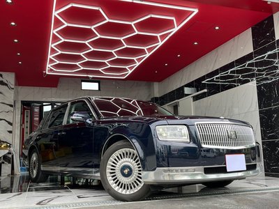 TOYOTA CENTURY - 2
