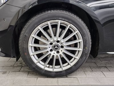 MERCEDES-BENZ E-CLASS - 6