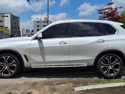 صورة 2 لـ 2022 BMW X5