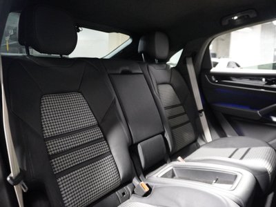 2024 Porsche CAYENNE 缩略图 18