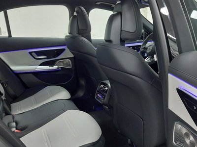 MERCEDES-BENZ E-CLASS - 10