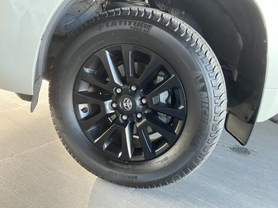 TOYOTA LAND CRUISER PRADO - 5