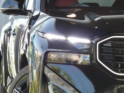 صورة 3 لـ 2023 BMW XM