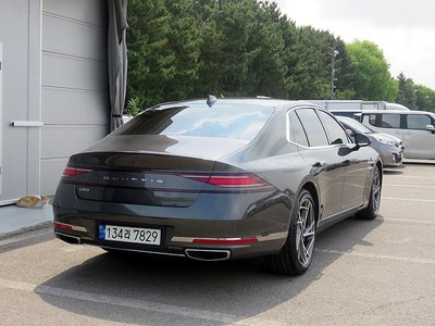 2022 Genesis G90 (RS4) 照片 3
