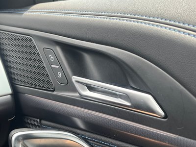 2023 BMW X1 thumbnail 11